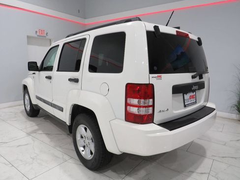 Used 2010 Jeep Liberty Sport w/ Popular Equipment Group image 5