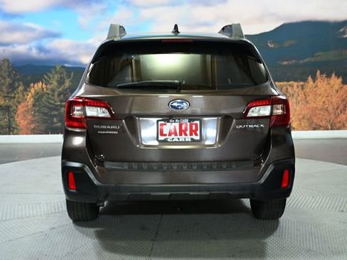 Used 2019 Subaru Outback 2.5i Premium image 7