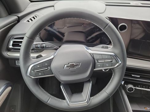 New 2026 Chevrolet Traverse LT w/ Midnight/Sport Edition FWD image 27