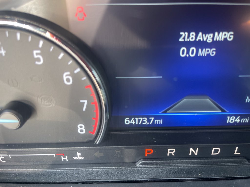Used 2023 Ford Explorer XLT w/ Equipment Group 202A AWD/4WD image 19