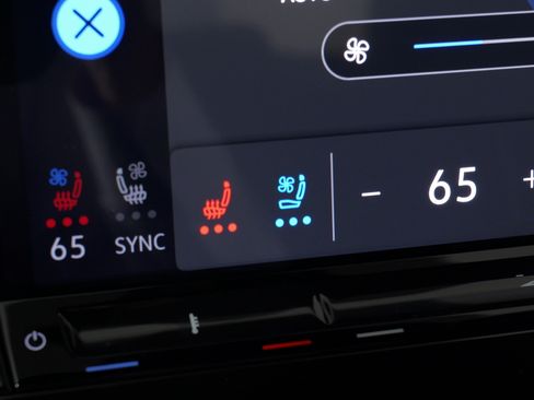 Used 2025 Volkswagen Atlas Cross Sport SEL Premium R-Line image 46