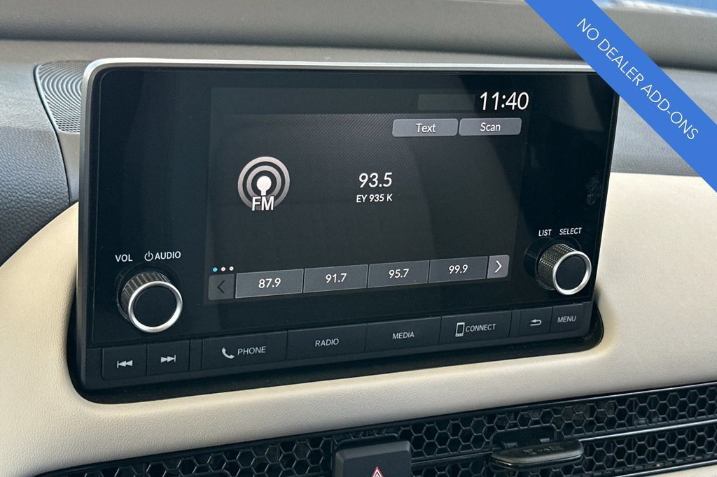 Certified 2024 Honda HR-V LX image 20