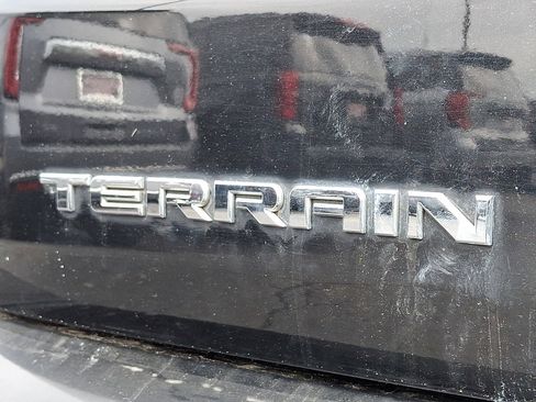 Used 2019 GMC Terrain SLE w/ Driver Convenience Package FWD image 28