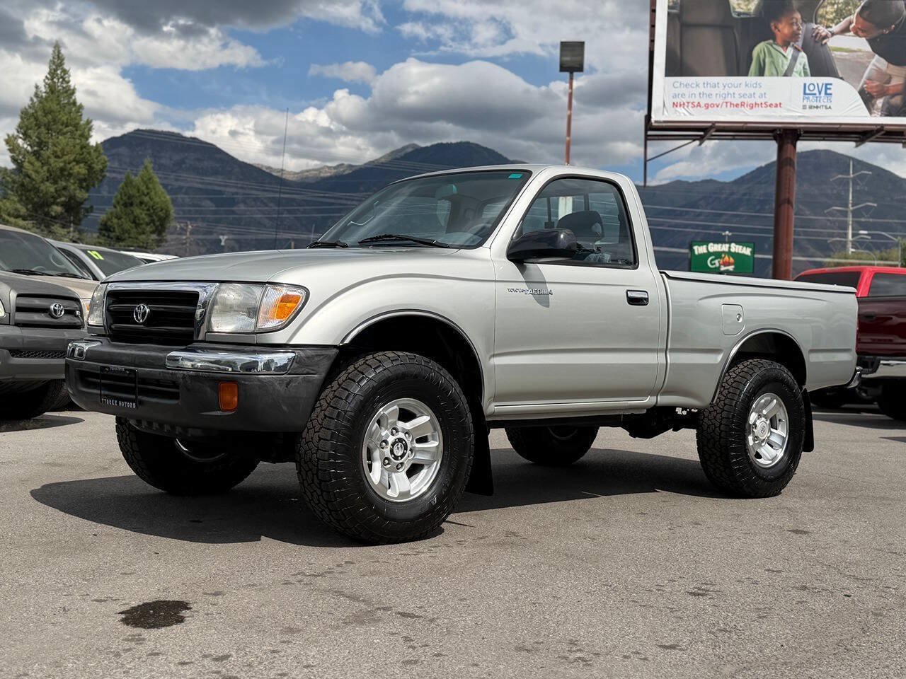 Used 2000 Toyota Tacoma 4x4 Regular Cab image 97