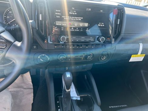 New 2026 Nissan Frontier SV w/ Tow Package AWD/4WD image 18