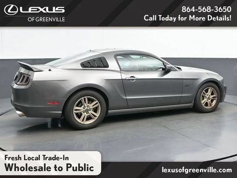 Used 2014 Ford Mustang Coupe RWD image 8