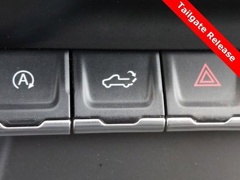 Used 2022 Chevrolet Silverado 1500 Custom image 17