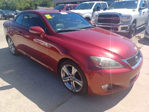 Used 2013 Lexus IS 250C image 3