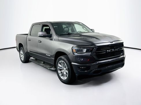 Used 2023 RAM 1500 Laramie AWD/4WD image 3