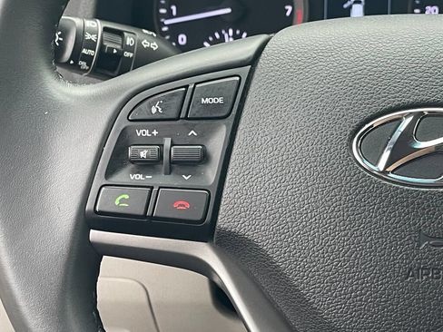 Used 2018 Hyundai Tucson Value AWD/4WD image 19