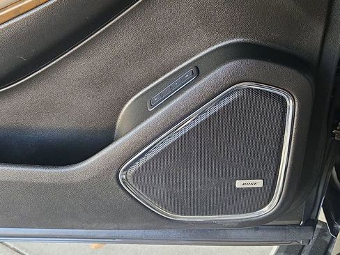 Used 2019 GMC Yukon XL Denali w/ Denali Ultimate Package image 21