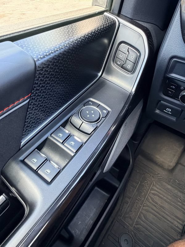 Used 2025 Ford F150 Raptor w/ Equipment Group 803A Raptor R AWD/4WD image 29