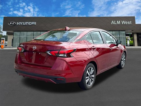 Used 2025 Nissan Versa SV FWD image 5