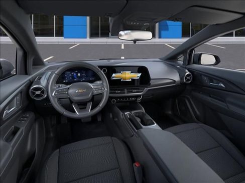 New 2026 Chevrolet Equinox EV LT w/ Comfort Package AWD/4WD image 15