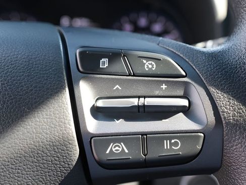 Used 2022 Hyundai Kona SEL w/ Cargo Package FWD image 51