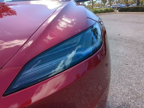 Used 2025 Tesla Model 3 Long Range image 9