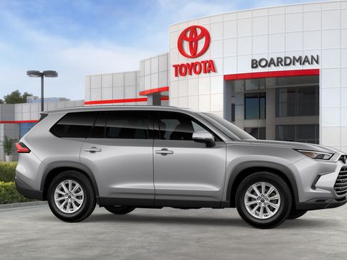 New 2026 Toyota Grand Highlander AWD image 36