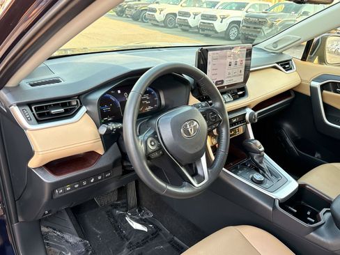 Used 2024 Toyota RAV4 Limited w/ Advanced Technology Package AWD/4WD image 10