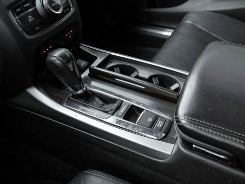 Used 2014 Acura RLX w/ Technology Package image 22