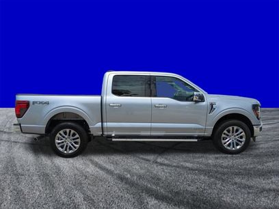 New 2025 Ford F150 XLT w/ Equipment Group 302A MID