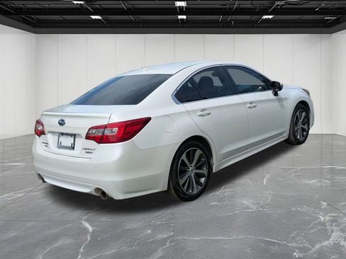 Used 2017 Subaru Legacy 3.6R Limited AWD/4WD image 5