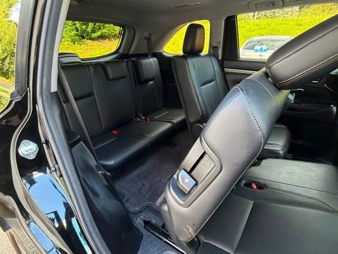 Used 2018 Toyota Highlander Limited FWD image 23