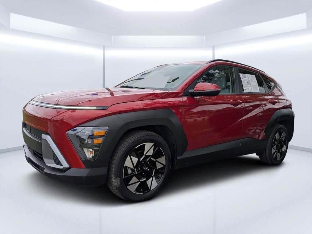 Used 2025 Hyundai Kona SEL FWD image 6