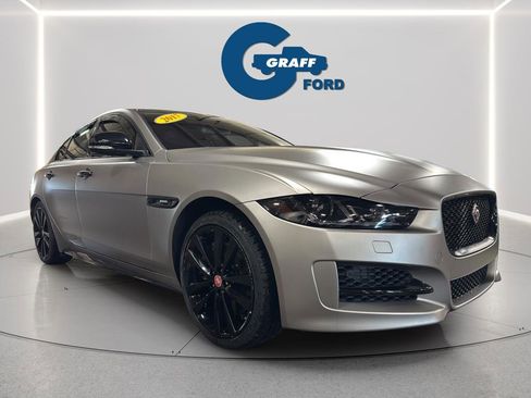 Used 2017 Jaguar XE R-Sport image 7