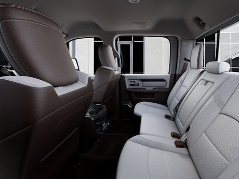 New 2026 RAM 2500 Laramie AWD/4WD image 23