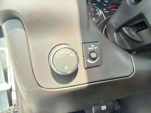 New 2026 GMC Savana 2500 w/ Driver Convenience Package RWD image 22