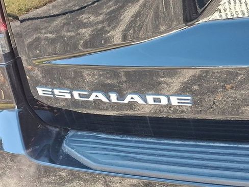 Used 2021 Cadillac Escalade Sport w/ Driver Assist Tech Package image 32