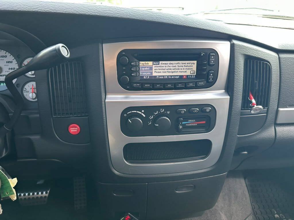 Used 2005 Dodge Ram 1500 Truck 2WD Quad Cab image 21
