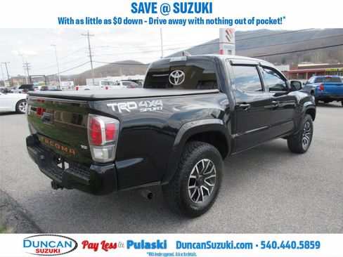 Used 2020 Toyota Tacoma TRD Sport image 3
