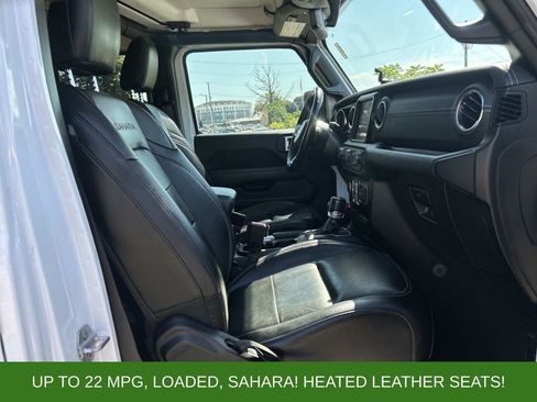 Used 2021 Jeep Wrangler Unlimited Sahara w/ Dual Top Group AWD/4WD image 17