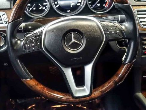 Used 2014 Mercedes-Benz E 350 4MATIC Sedan image 19