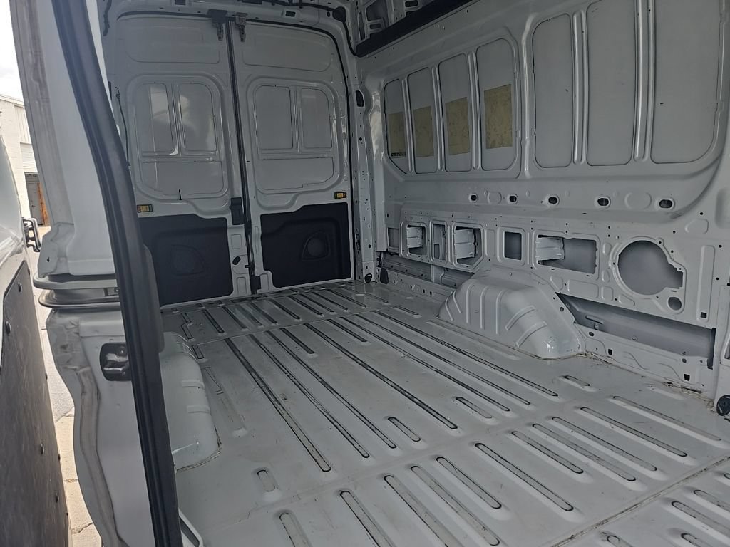 Used 2025 Ford Transit 250 148 High Roof Extended AWD image 22