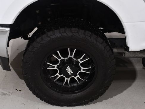 Used 2019 Ford F350 XLT w/ XLT Value Package AWD/4WD image 23
