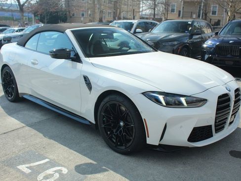New 2026 BMW M4 xDrive Competition AWD/4WD image 22