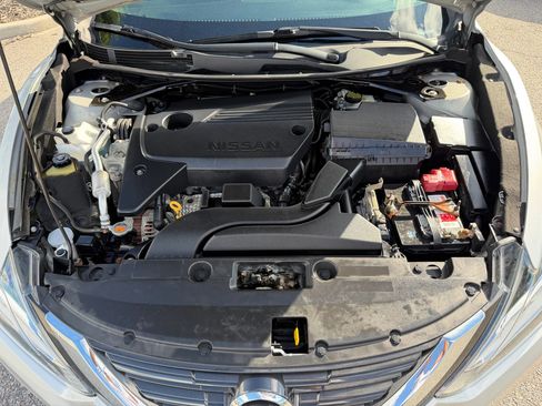 Used 2016 Nissan Altima 2.5 SV w/ Convenience Package FWD image 23