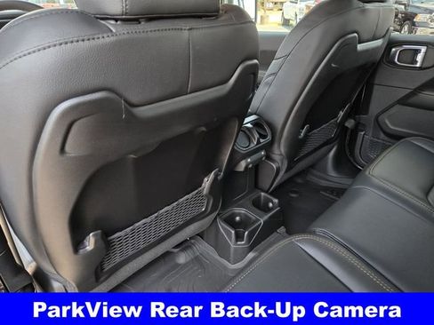 New 2025 Jeep Gladiator Sport image 23