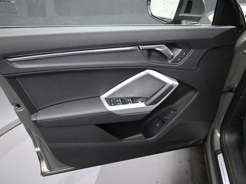 Certified 2025 Audi Q3 2.0T Premium w/ Convenience Package AWD/4WD image 11