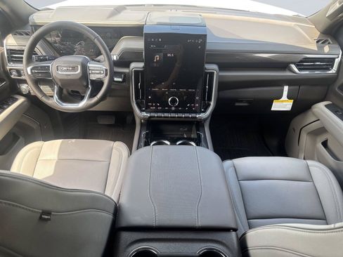 New 2026 GMC Yukon Elevation RWD image 13