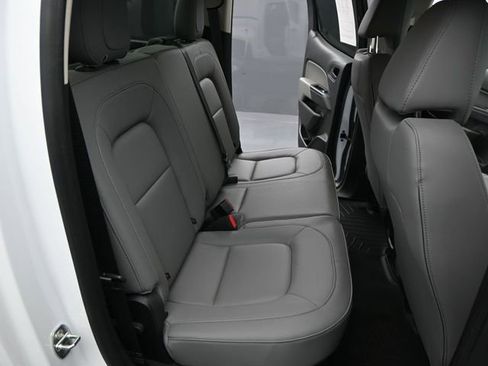 Used 2022 Chevrolet Colorado W/T image 15