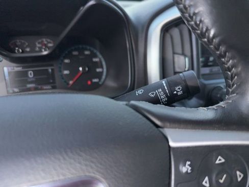 Used 2018 GMC Canyon SLE image 43