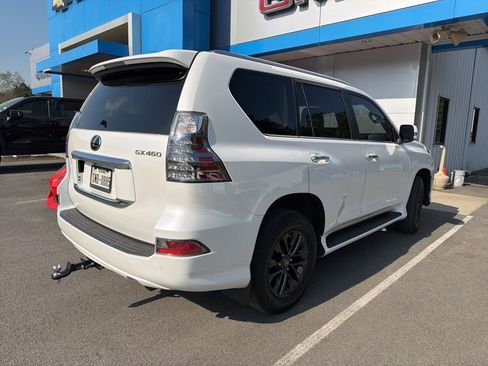 Used 2022 Lexus GX 460 Premium w/ Premium Package image 8
