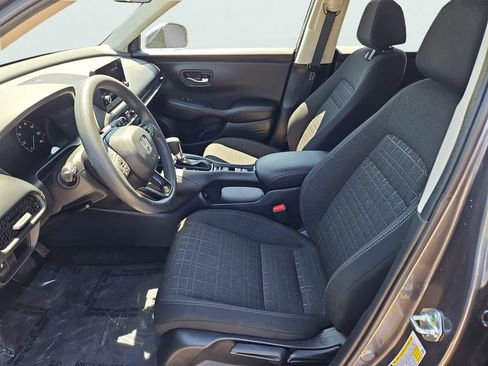 Certified 2024 Honda HR-V LX image 26