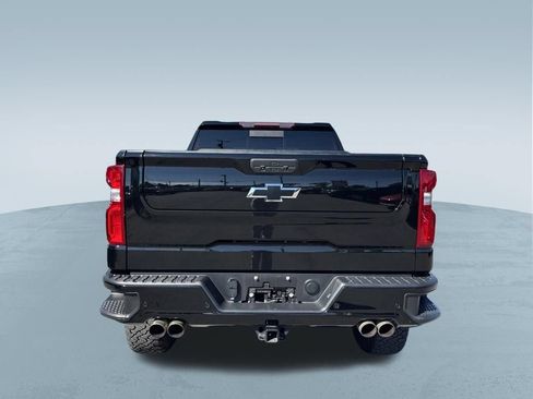 Used 2021 Chevrolet Silverado 1500 LT Trail Boss w/ LT Trail Boss Premium Package AWD/4WD image 7