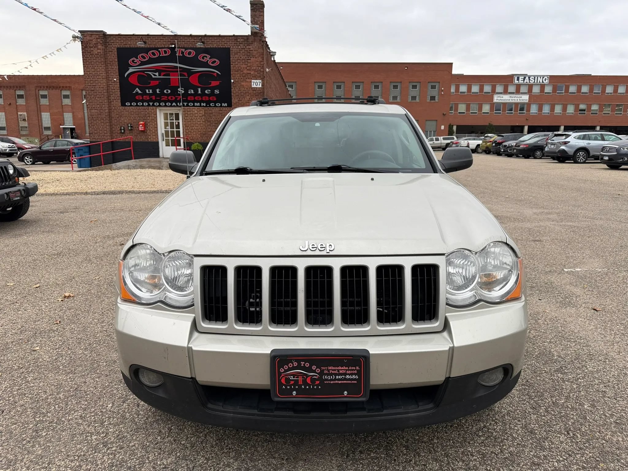 Used 2008 Jeep Grand Cherokee Laredo w/ Sun/Sound Group AWD/4WD image 9