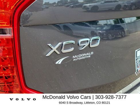 Used 2025 Volvo XC90 T8 Ultra w/ Lounge Package image 16