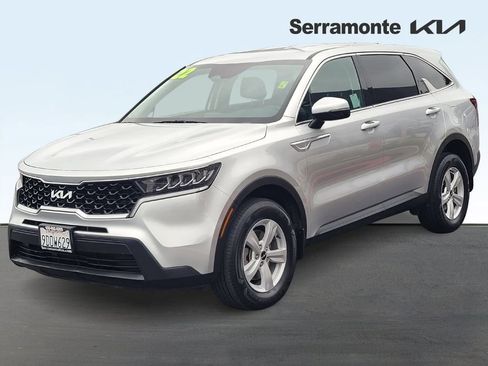 Used 2022 Kia Sorento LX AWD/4WD image 8